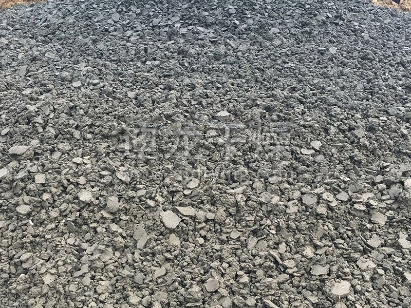 干燥后的污泥